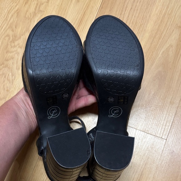 Chinese laundry size 8.5 women’s  Croc-Embossed Women's Heels - Picture 7 of 9